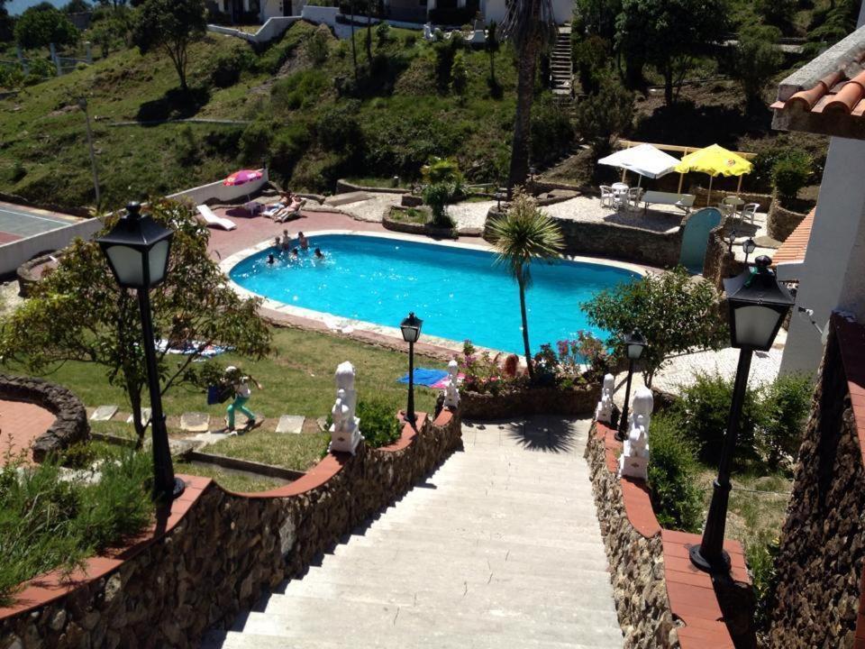 Apartamentos Turisticos Clube Vale Leao Фигейра-да-Фош Экстерьер фото