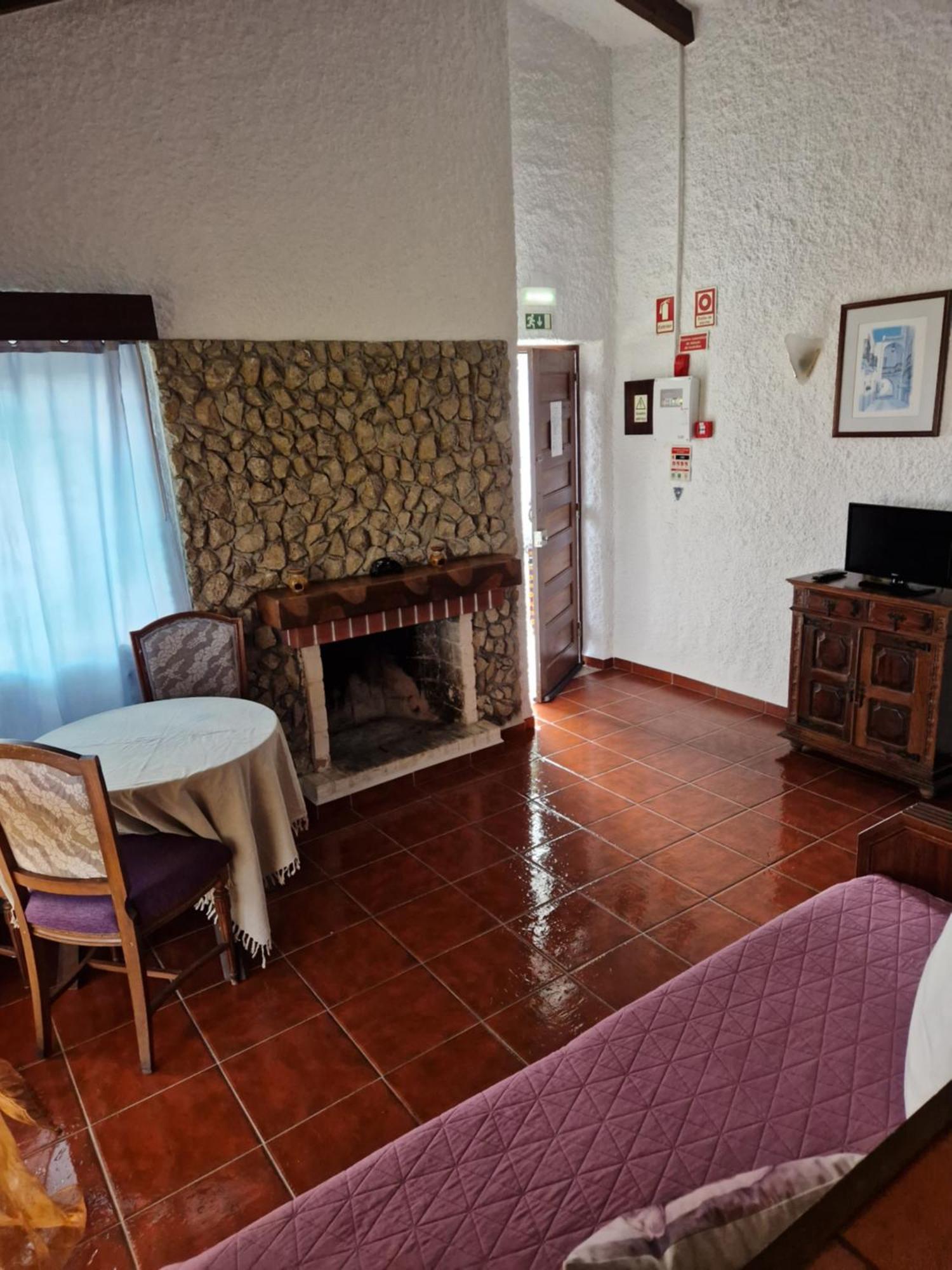 Apartamentos Turisticos Clube Vale Leao Фигейра-да-Фош Экстерьер фото